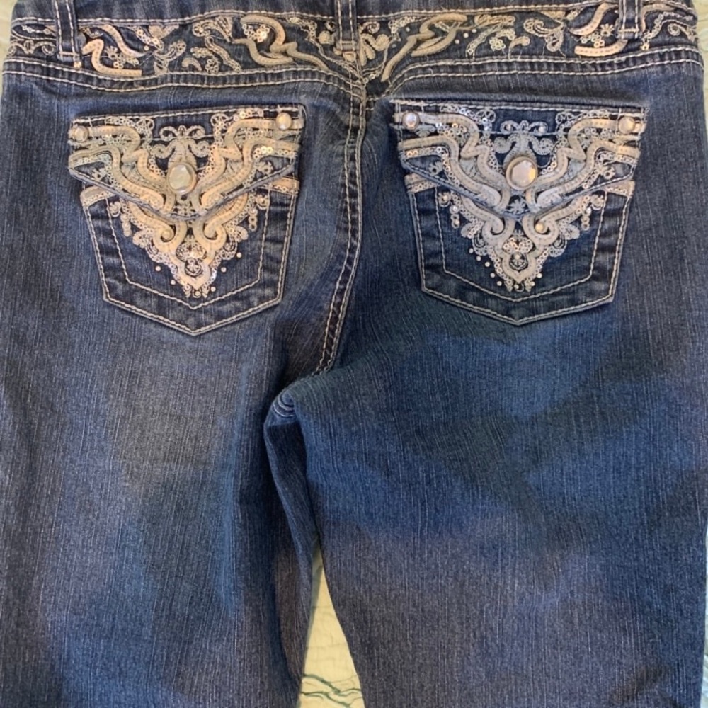Jeans - Picture 3 of 5